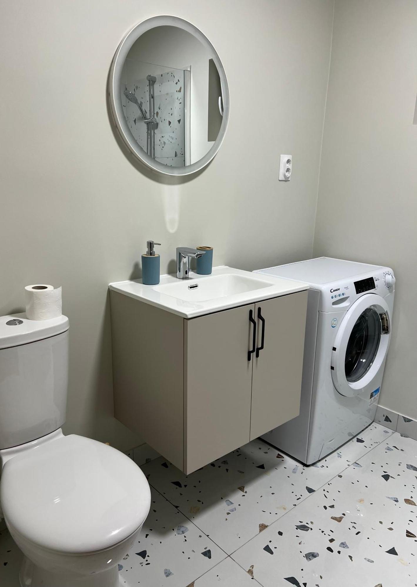 Apartament Centru Râmnicu Vâlcea Eksteriør billede