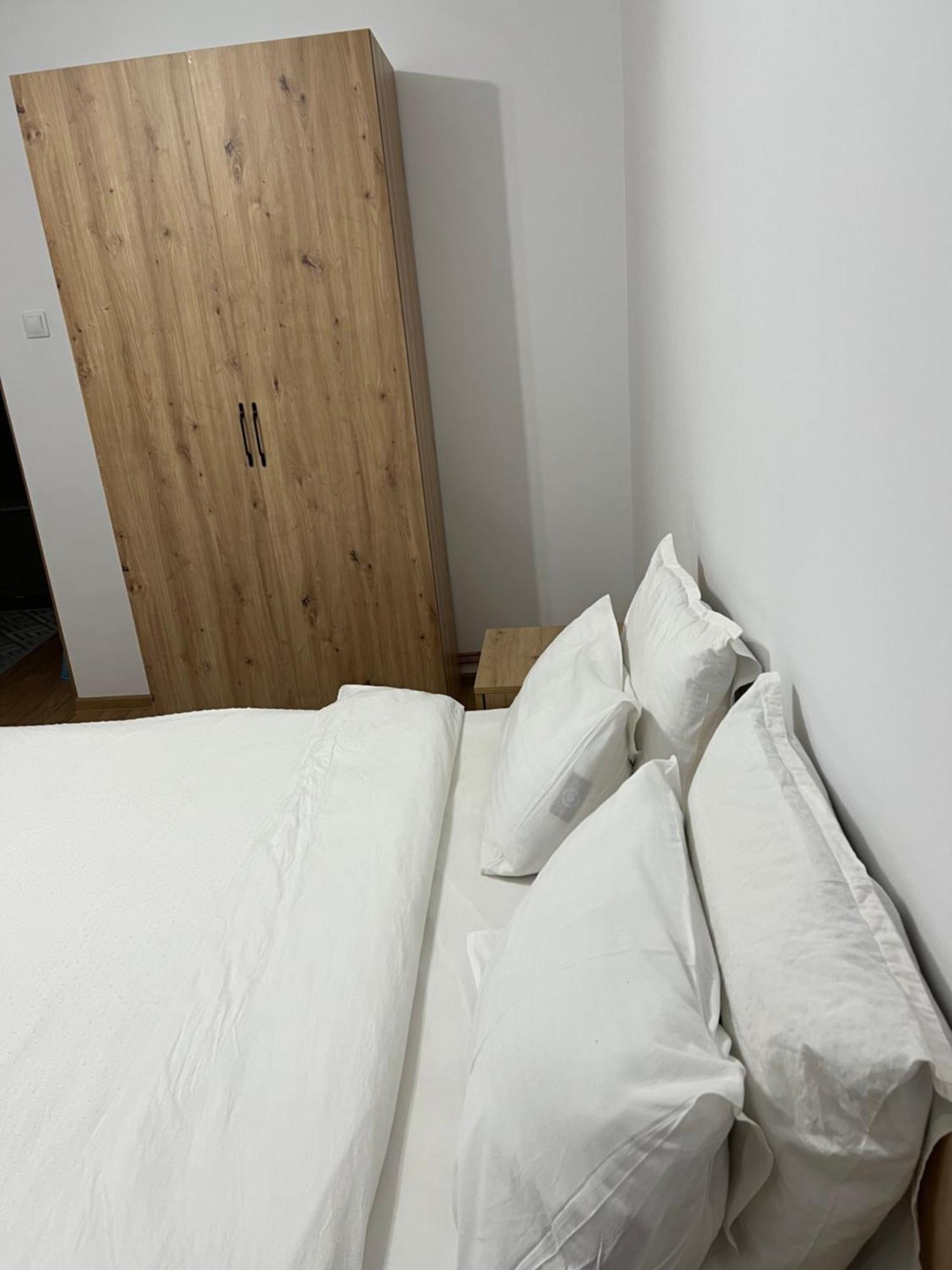 Apartament Centru Râmnicu Vâlcea Eksteriør billede